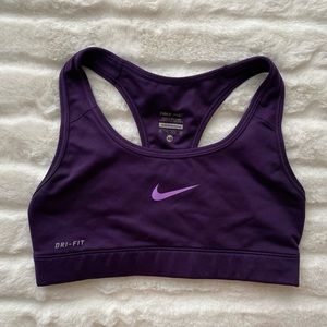 PURPLE NIKE SPORTS BRA💜